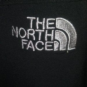 THE NORTH FACE BLACK ZIP UP JACKET